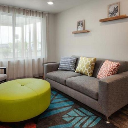 Woodspring Suites Columbus Urbancrest Гроув Сити Екстериор снимка