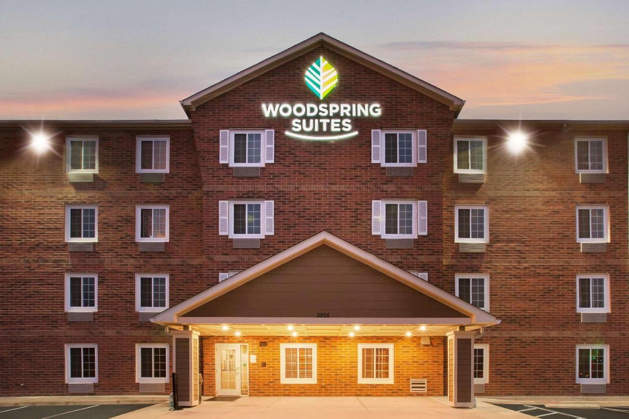 Woodspring Suites Columbus Urbancrest Гроув Сити Екстериор снимка