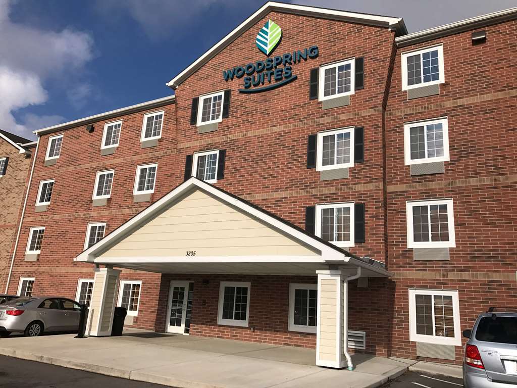 Woodspring Suites Columbus Urbancrest Гроув Сити Екстериор снимка